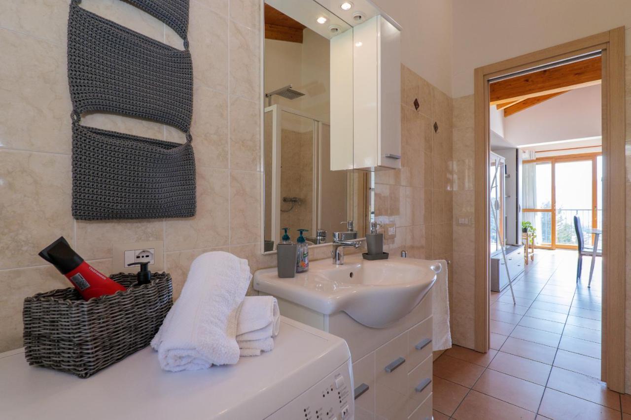 Apartament Panoramic'S Loft Verbania Zewnętrze zdjęcie